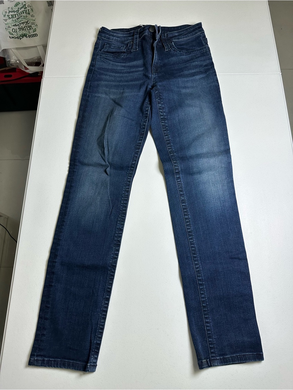 Kut from the Kloth straight leg jeans in Blue Size 6